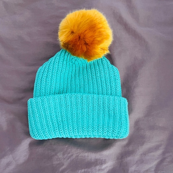 Disney x Love Your Melon - Disney Princess Moana, Beanie with Pom Pom, Brand New - Picture 2 of 3